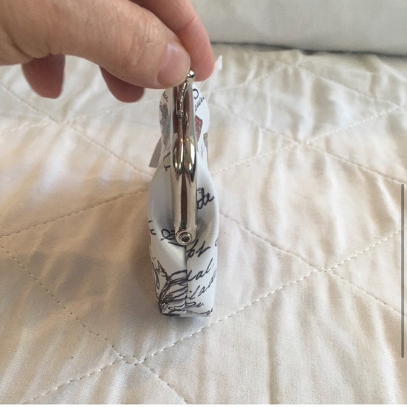 Garden Butterfly 🦋 Clasp Coin Purse NWT - Picture 3 of 10